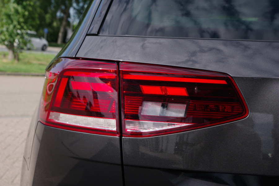 Volkswagen Passat Variant 1.4 TSI PHEV GTE BNS, Camera, Leder-Alcantara, Winterpakket