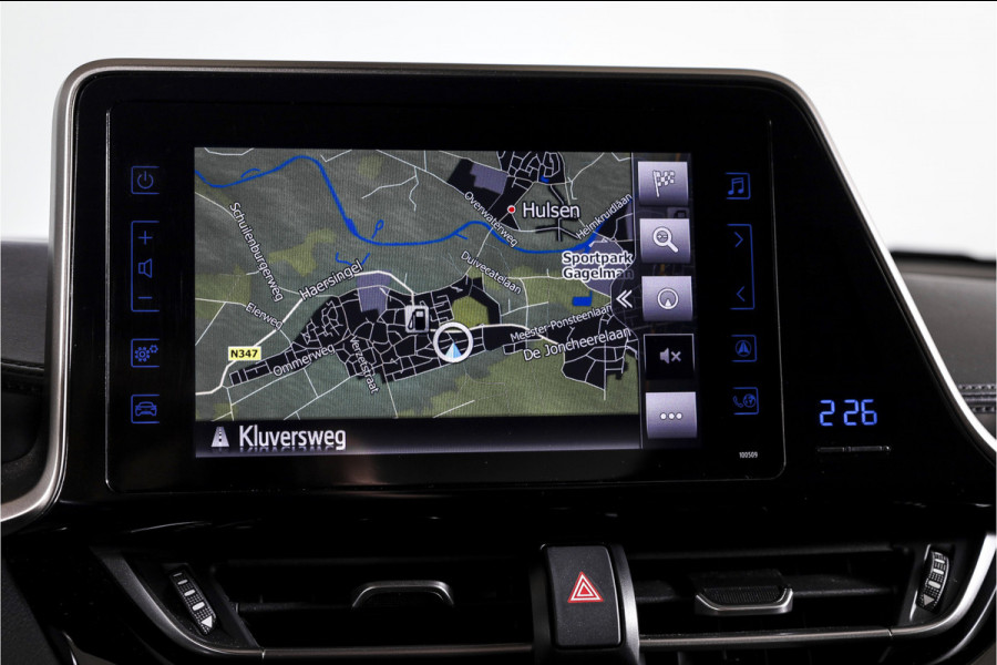 Toyota C-HR 1.8 Hybrid Dynamic - Automaat | Adapt. Cruise | Stoel-+Stuurverw. | PDC | Camera | NAV | ECC | LM 18" | Afn. Trekhaak