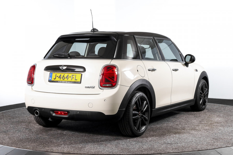 MINI Mini 1.5 Cooper Pepper Serious Business - Automaat | Cruise | Harman/kardon | Stoelverw. | PDC | NAV | ECC | LM 17" |