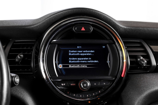 MINI Mini 1.5 Cooper Pepper Serious Business - Automaat | Cruise | Harman/kardon | Stoelverw. | PDC | NAV | ECC | LM 17" |