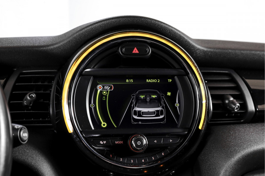 MINI Mini 1.5 Cooper Pepper Serious Business - Automaat | Cruise | Harman/kardon | Stoelverw. | PDC | NAV | ECC | LM 17" |
