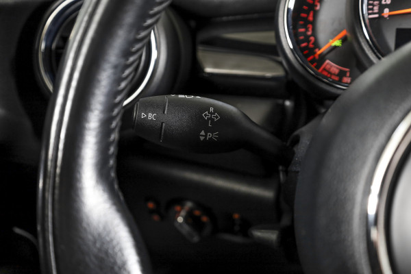 MINI Mini 1.5 Cooper Pepper Serious Business - Automaat | Cruise | Harman/kardon | Stoelverw. | PDC | NAV | ECC | LM 17" |