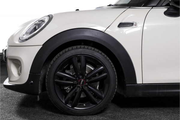 MINI Mini 1.5 Cooper Pepper Serious Business - Automaat | Cruise | Harman/kardon | Stoelverw. | PDC | NAV | ECC | LM 17" |