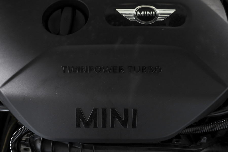 MINI Mini 1.5 Cooper Pepper Serious Business - Automaat | Cruise | Harman/kardon | Stoelverw. | PDC | NAV | ECC | LM 17" |
