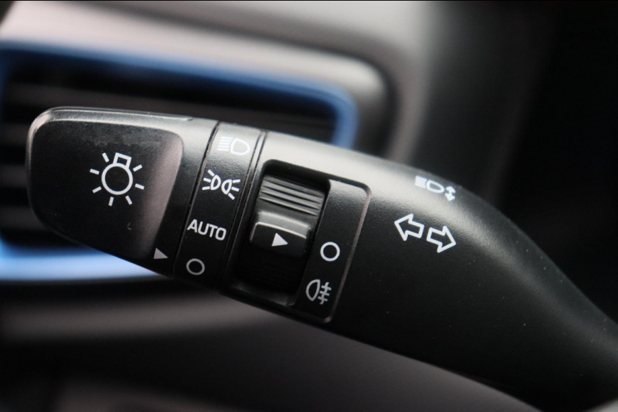 Hyundai IONIQ 1.6 GDi Comfort * Trekhaak * Camera Leder Keyless Stoelverwarming