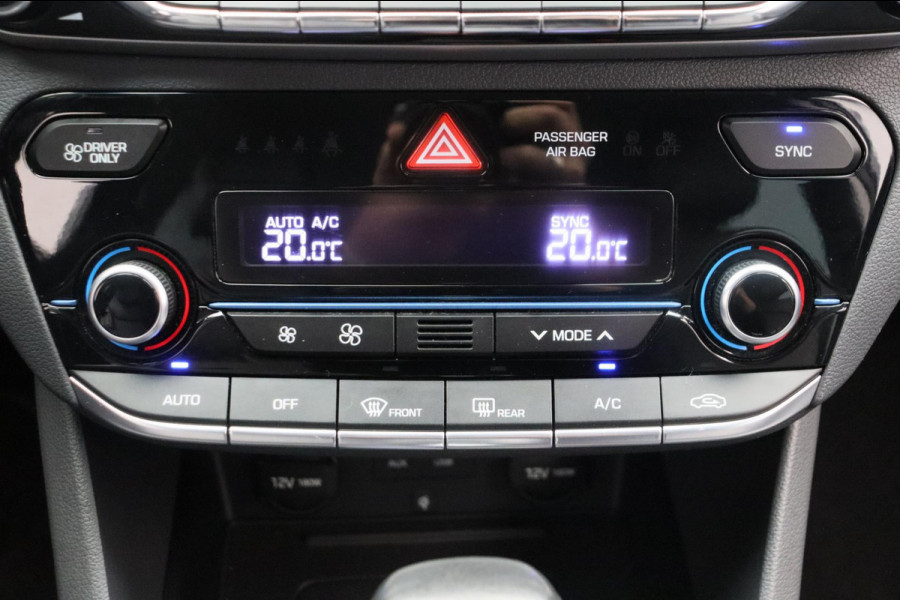 Hyundai IONIQ 1.6 GDi Comfort * Trekhaak * Camera Leder Keyless Stoelverwarming
