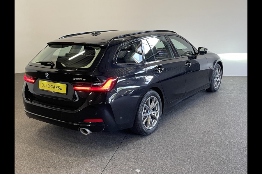 BMW 3 Serie Touring 320e Climate control Adaptive cruise control Parkeersensoren Navigatie LED Apple Carplay/ Android Auto