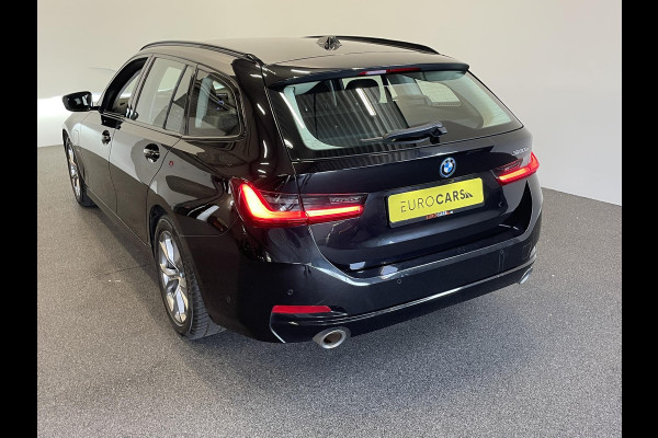 BMW 3 Serie Touring 320e Climate control Adaptive cruise control Parkeersensoren Navigatie LED Apple Carplay/ Android Auto
