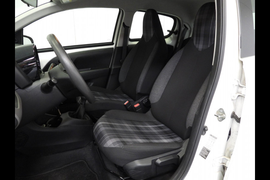 Peugeot 108 1.0 e-VTi Active Premium AIRCO/BLUETOOTH!