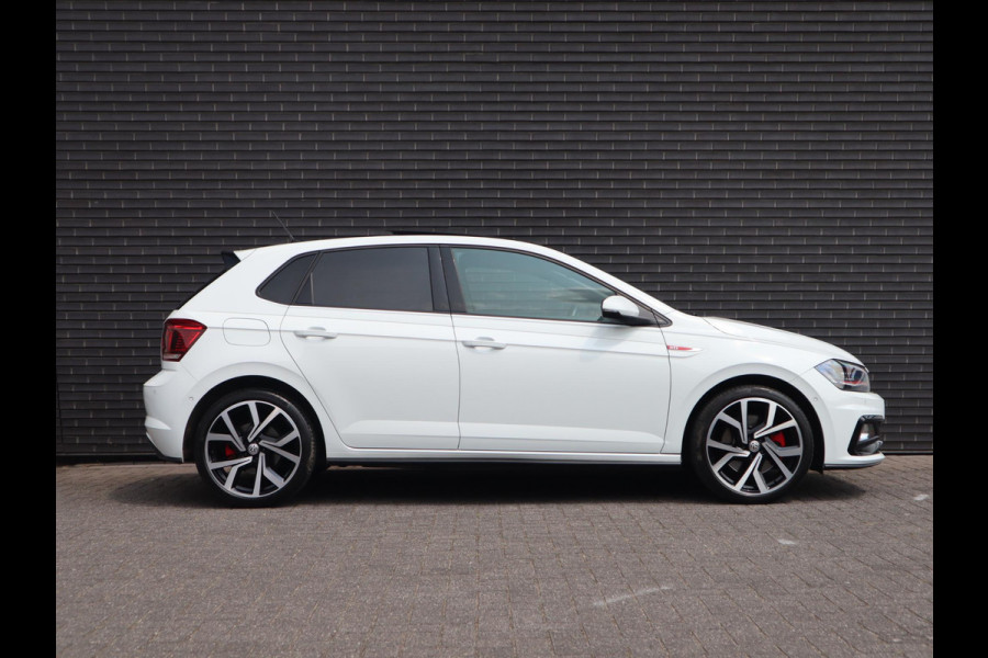 Volkswagen Polo 2.0 GTI | Beats | Panodak | Keyless Entry | Virtual Cockpit | Camera