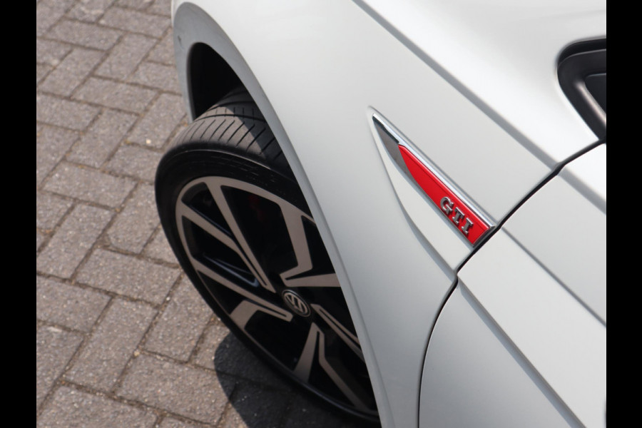 Volkswagen Polo 2.0 GTI | Beats | Panodak | Keyless Entry | Virtual Cockpit | Camera