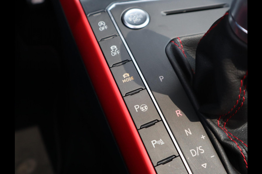 Volkswagen Polo 2.0 GTI | Beats | Panodak | Keyless Entry | Virtual Cockpit | Camera