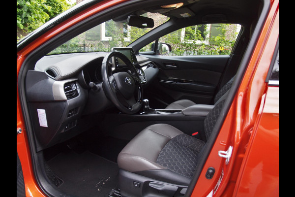 Toyota C-HR 2.0 Hybrid Executive | 180 PK | Facelift | Camera | Apple Carplay | Cruise Control | DAB |