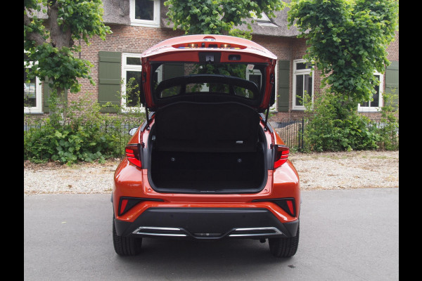 Toyota C-HR 2.0 Hybrid Executive | 180 PK | Facelift | Camera | Apple Carplay | Cruise Control | DAB |