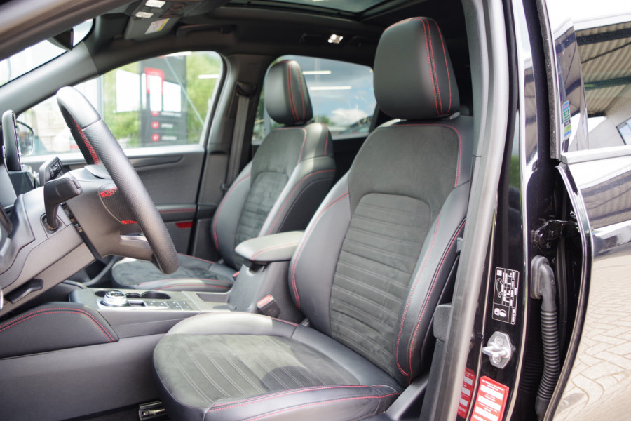 Ford Kuga 2.5 PHEV ST-Line X 225 PK, Panoramadak, B&O Sound, Winterpakket, Head-Up, 360 Camera,