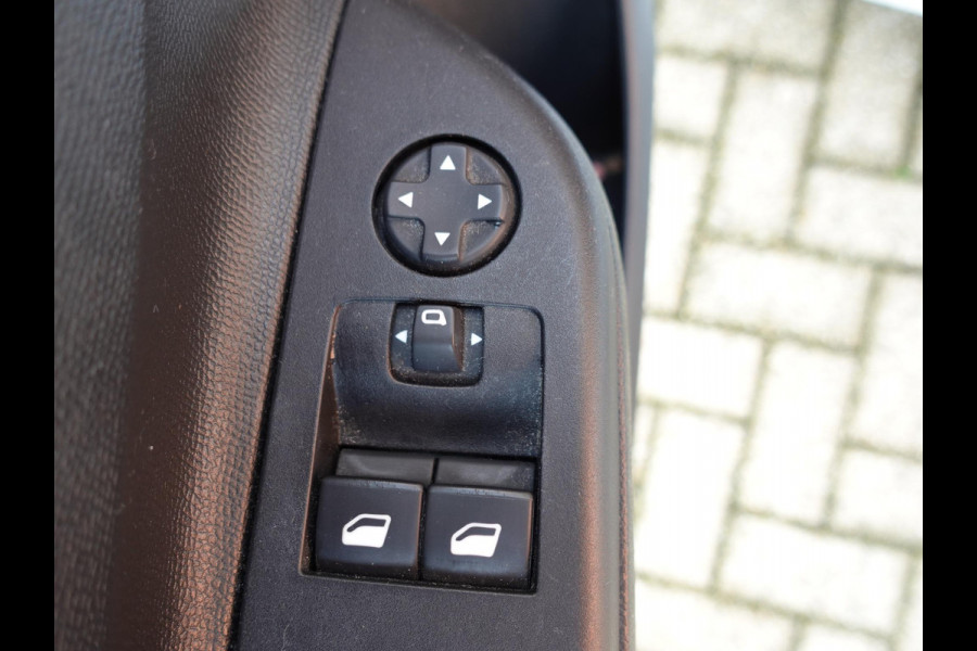 Opel Corsa 1.2 Edition Airco Carplay Navi Cruise Control PDC Camera 16" LM Velgen
