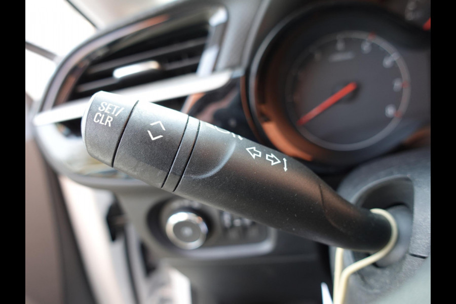 Opel Corsa 1.2 Edition Airco Carplay Navi Cruise Control PDC Camera 16" LM Velgen