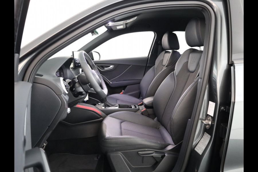 Audi Q2 35 TFSI S Edition 150 pk S-tronic | Verlengde garantie | Navigatie met Touchscreen | Parkeersensoren achter | Adaptieve cruise control | Matrix LED koplampen | S-line |