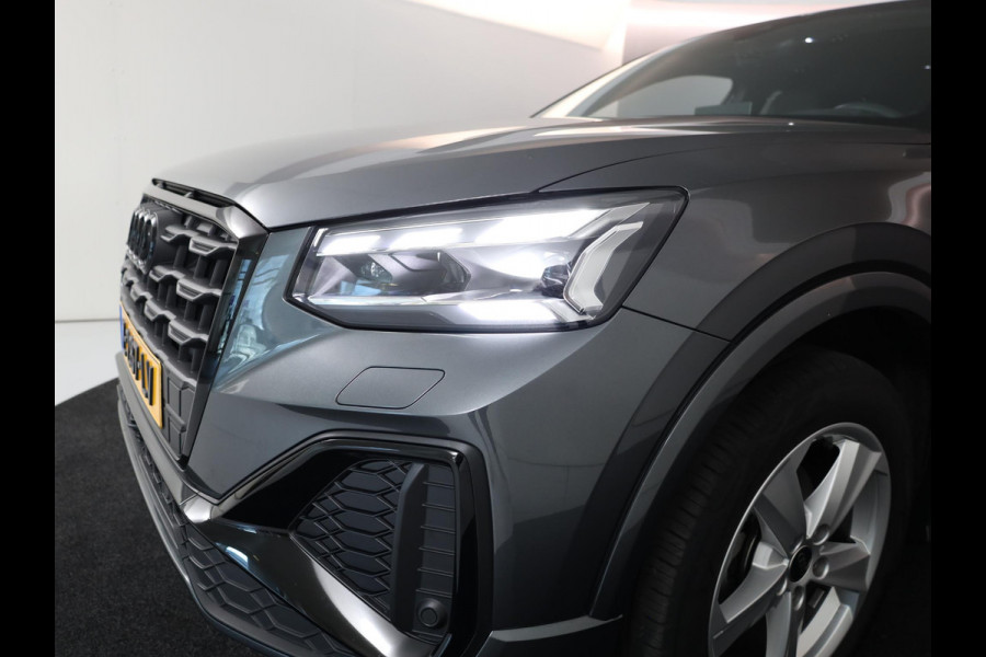 Audi Q2 35 TFSI S Edition 150 pk S-tronic | Verlengde garantie | Navigatie met Touchscreen | Parkeersensoren achter | Adaptieve cruise control | Matrix LED koplampen | S-line |