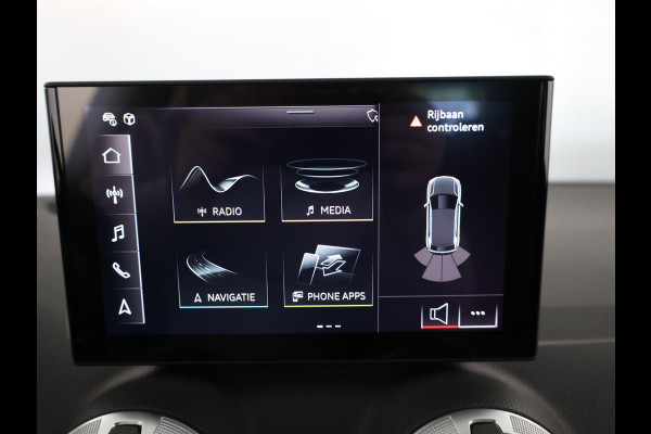 Audi Q2 35 TFSI S Edition 150 pk S-tronic | Verlengde garantie | Navigatie met Touchscreen | Parkeersensoren achter | Adaptieve cruise control | Matrix LED koplampen | S-line |