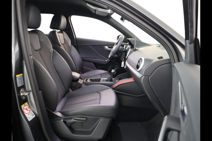 Audi Q2 35 TFSI S Edition 150 pk S-tronic | Verlengde garantie | Navigatie met Touchscreen | Parkeersensoren achter | Adaptieve cruise control | Matrix LED koplampen | S-line |