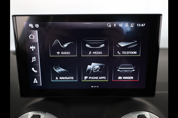 Audi Q2 35 TFSI S Edition 150 pk S-tronic | Verlengde garantie | Navigatie met Touchscreen | Parkeersensoren achter | Adaptieve cruise control | Matrix LED koplampen | S-line |