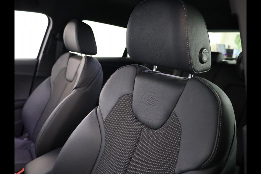 Audi Q2 35 TFSI S Edition 150 pk S-tronic | Verlengde garantie | Navigatie met Touchscreen | Parkeersensoren achter | Adaptieve cruise control | Matrix LED koplampen | S-line |
