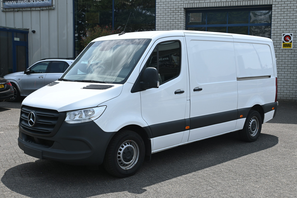 Mercedes-Benz Sprinter 315 CDI L2H1 RWD 2 Schuifdeuren, Standkachel, Navigatie, Camera Mercedes-Benz Sprinter 315 CDI L2H1 RWD 2 Schuifdeuren, Standkachel, Navigatie, Camera