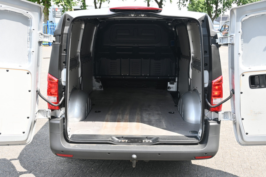 Mercedes-Benz Vito 114 CDI L2 Audio 40 Navigatie met camera, Trekhaak