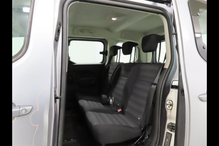 Opel Combo Tour 1.2 Turbo L1H1 Edition PARKEERSENSOREN ACHTER/ACHTERDEUREN MET RUITEN