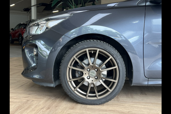 Kia Rio 1.0 TGDI 120pk | Platinum Edition | Navi | Camera | Leder | Pano | 17"| Stoel & Stuur Verwarming | Volledig onderhouden!