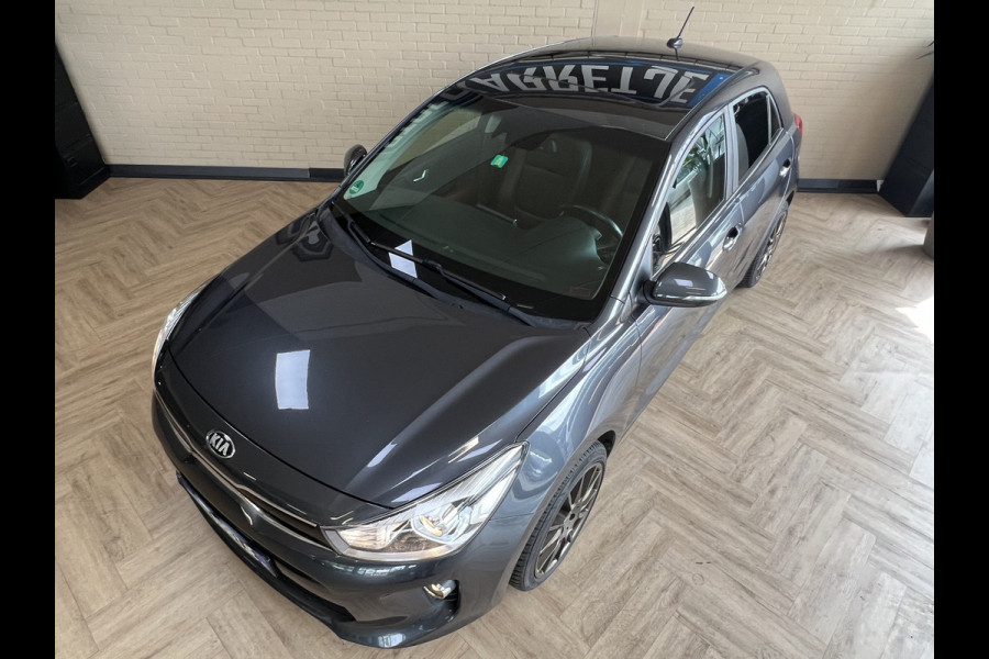 Kia Rio 1.0 TGDI 120pk | Platinum Edition | Navi | Camera | Leder | Pano | 17"| Stoel & Stuur Verwarming | Volledig onderhouden!
