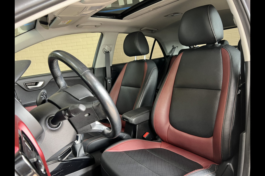 Kia Rio 1.0 TGDI 120pk | Platinum Edition | Navi | Camera | Leder | Pano | 17"| Stoel & Stuur Verwarming | Volledig onderhouden!