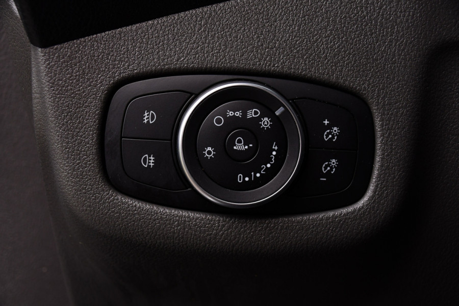 Ford Transit Connect 1.5 EcoBlue L2 PB Edition Camera, Cruise, Carplay, 120PK, Stoelverwarming, Automaat, Trekhaak, Sensoren, Uniek!