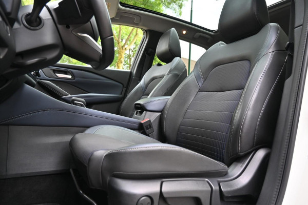 Nissan QASHQAI 1.3 MHEV Xtronic 1st Ed. Pano A.Cruise 360CAM '21
