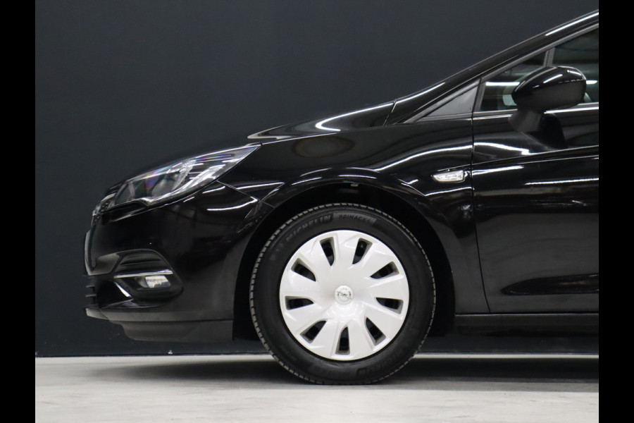 Opel Astra Sports Tourer 1.2 Business Edition 6-BAK [NAVIGATIE, TREKHAAK, PARKEERSENSOR, BLUETOOTH, AIRCO, NIEUWSTAAT]