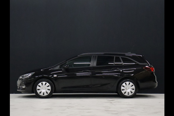 Opel Astra Sports Tourer 1.2 Business Edition 6-BAK [NAVIGATIE, TREKHAAK, PARKEERSENSOR, BLUETOOTH, AIRCO, NIEUWSTAAT]