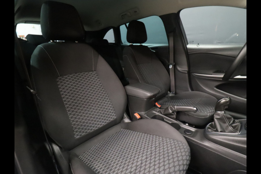 Opel Astra Sports Tourer 1.2 Business Edition 6-BAK [NAVIGATIE, TREKHAAK, PARKEERSENSOR, BLUETOOTH, AIRCO, NIEUWSTAAT]