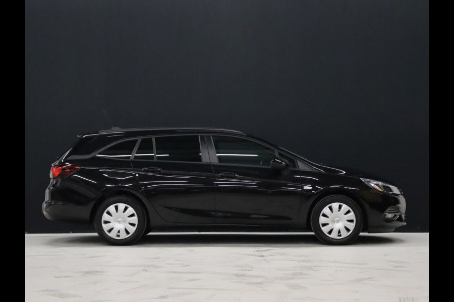 Opel Astra Sports Tourer 1.2 Business Edition 6-BAK [NAVIGATIE, TREKHAAK, PARKEERSENSOR, BLUETOOTH, AIRCO, NIEUWSTAAT]
