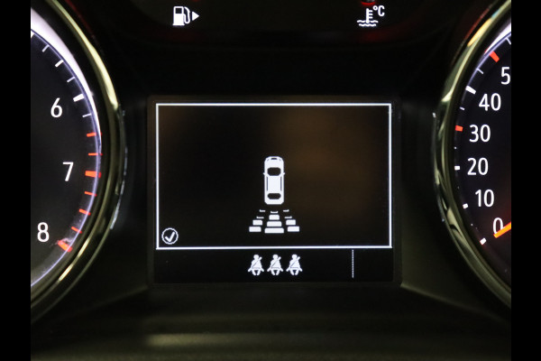 Opel Astra Sports Tourer 1.2 Business Edition 6-BAK [NAVIGATIE, TREKHAAK, PARKEERSENSOR, BLUETOOTH, AIRCO, NIEUWSTAAT]