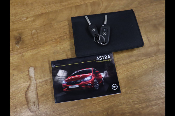 Opel Astra Sports Tourer 1.2 Business Edition 6-BAK [NAVIGATIE, TREKHAAK, PARKEERSENSOR, BLUETOOTH, AIRCO, NIEUWSTAAT]