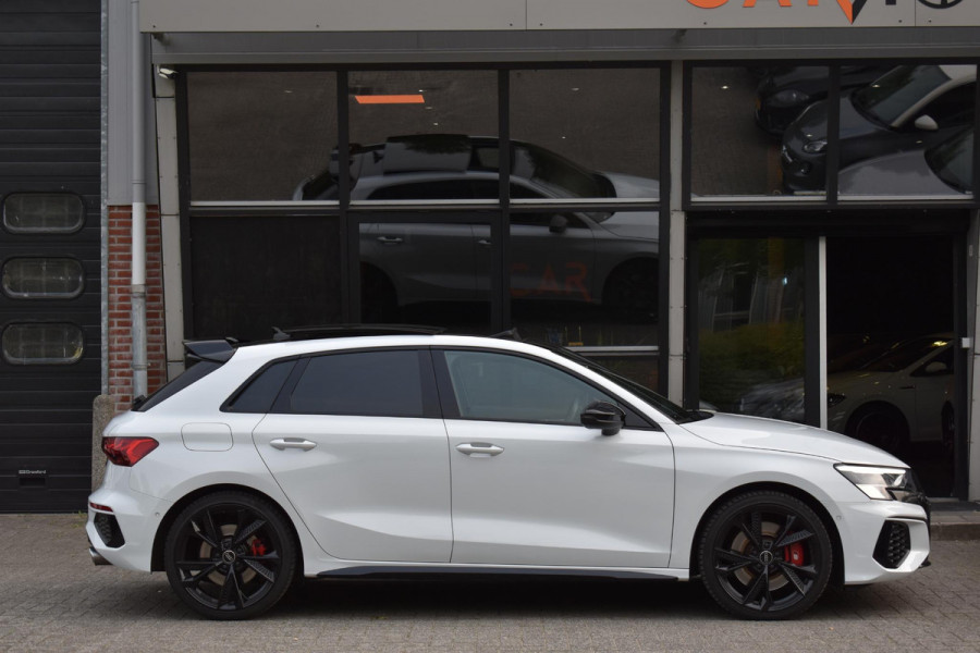 Audi A3 Sportback 2.0 TFSI S3 quattro Keyles Pano Sfeer ACC Camera