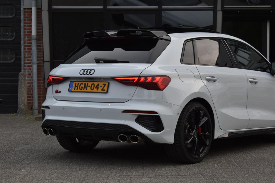 Audi A3 Sportback 2.0 TFSI S3 quattro Keyles Pano Sfeer ACC Camera