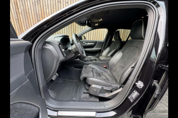 Volvo XC40 1.5 T5 Twin Engine R-Design Automaat | Achteruitrijcamera | LED verlichting | Trekhaak uitklapbaar | Stoelverwarming | Climate c