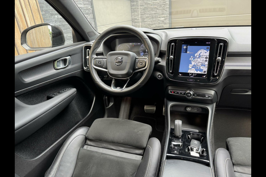 Volvo XC40 1.5 T5 Twin Engine R-Design Automaat | Achteruitrijcamera | LED verlichting | Trekhaak uitklapbaar | Stoelverwarming | Climate c