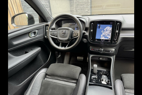 Volvo XC40 1.5 T5 Twin Engine R-Design Automaat | Achteruitrijcamera | LED verlichting | Trekhaak uitklapbaar | Stoelverwarming | Climate c