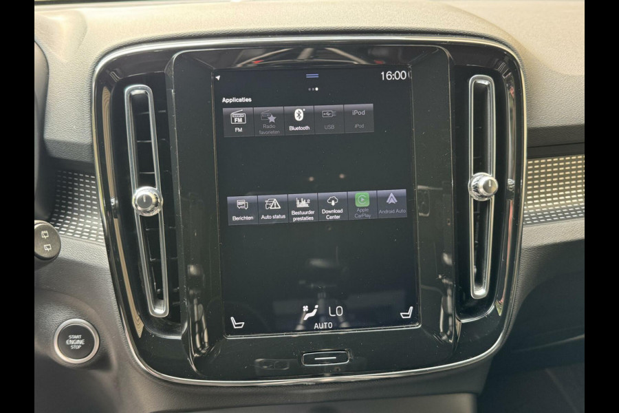Volvo XC40 1.5 T5 Twin Engine R-Design Automaat | Achteruitrijcamera | LED verlichting | Trekhaak uitklapbaar | Stoelverwarming | Climate c