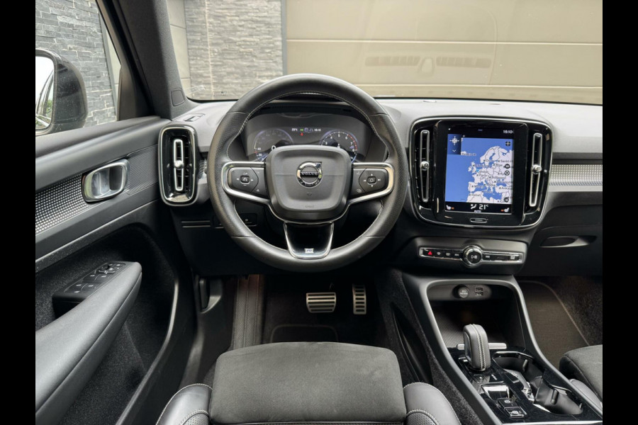 Volvo XC40 1.5 T5 Twin Engine R-Design Automaat | Achteruitrijcamera | LED verlichting | Trekhaak uitklapbaar | Stoelverwarming | Climate c