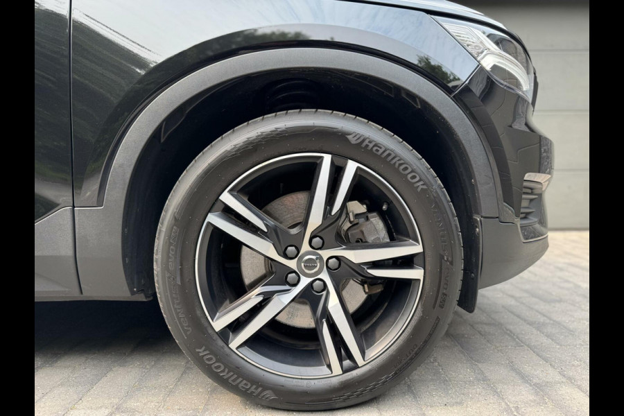 Volvo XC40 1.5 T5 Twin Engine R-Design Automaat | Achteruitrijcamera | LED verlichting | Trekhaak uitklapbaar | Stoelverwarming | Climate c