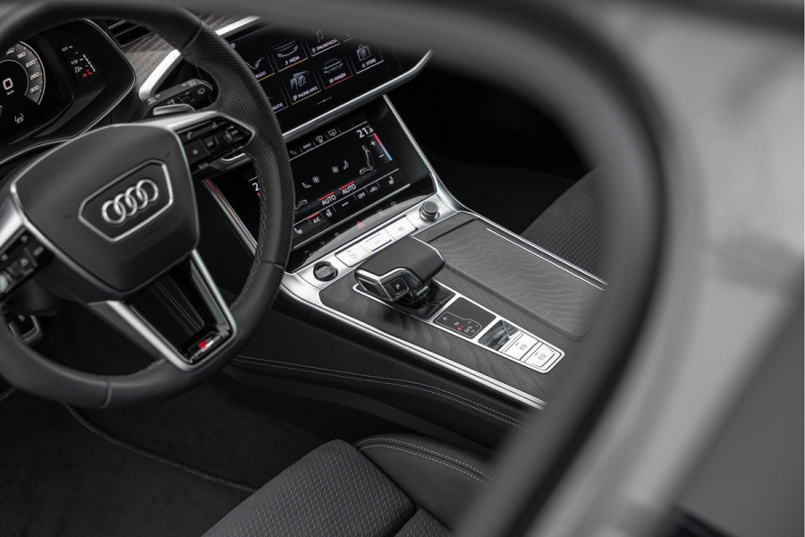 Audi A6 Avant 55 TFSI e 367pk Quattro Competition Pano B&O HD-Matrix HuD ACC Trekhaak